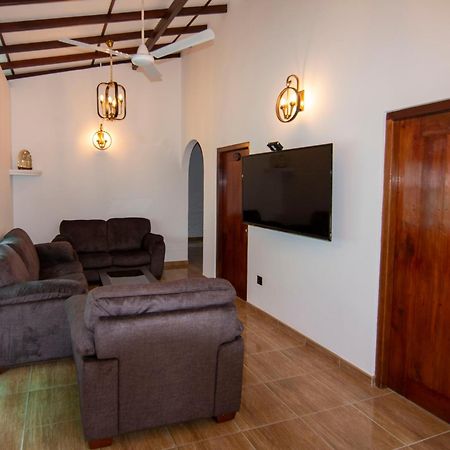 Green Villa Apartment Унаватуна Экстерьер фото