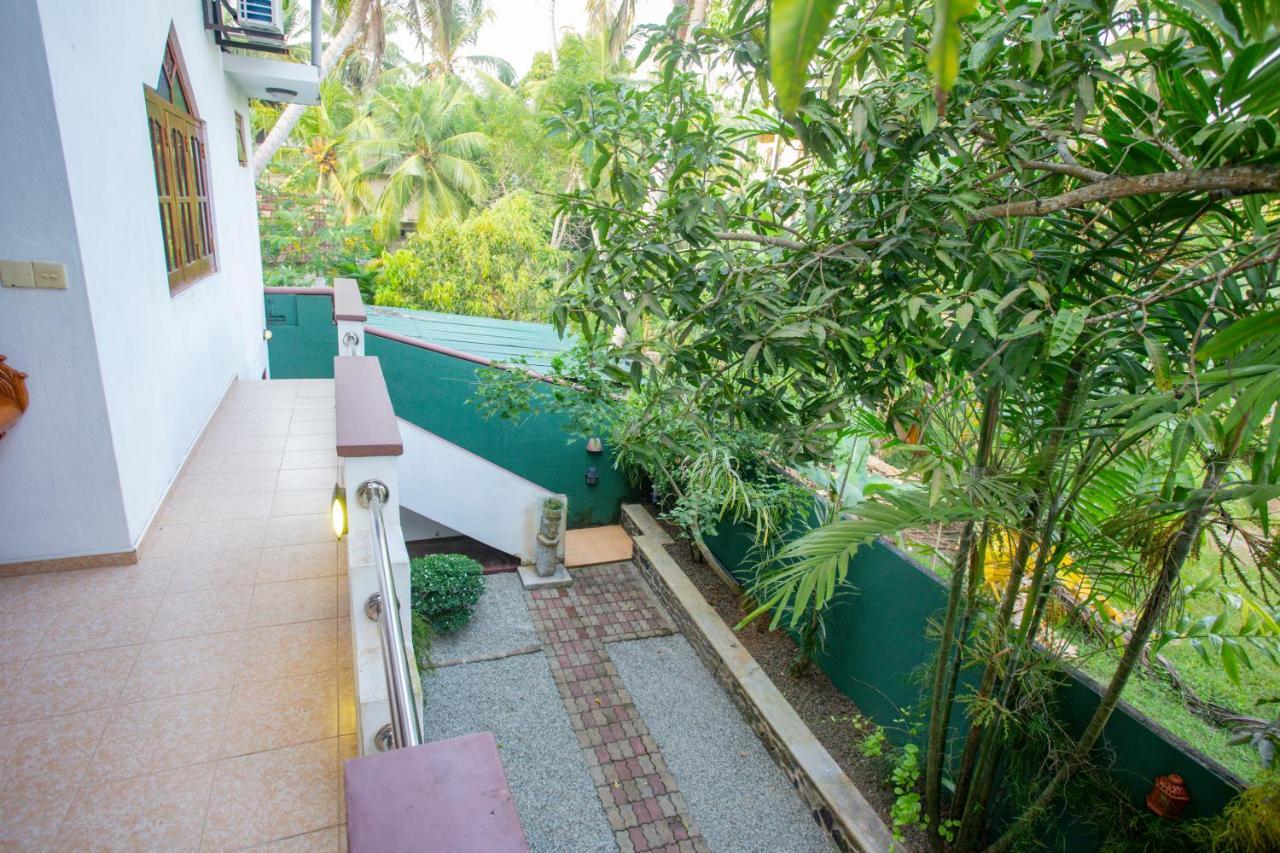 Green Villa Apartment Унаватуна Экстерьер фото